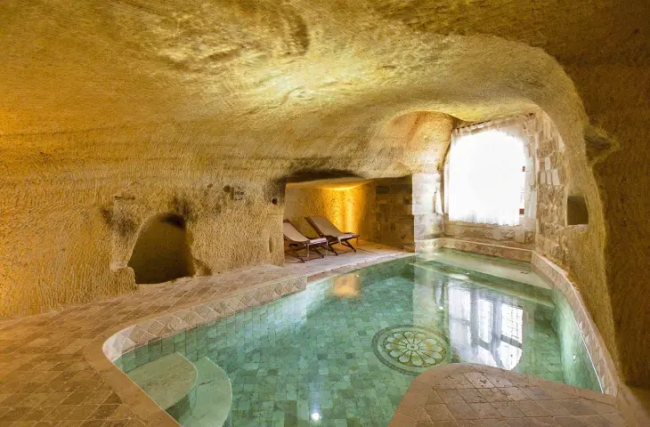 Kayakapı Premium Caves Muhittin Toker Evi özel havuzlu mağara oda